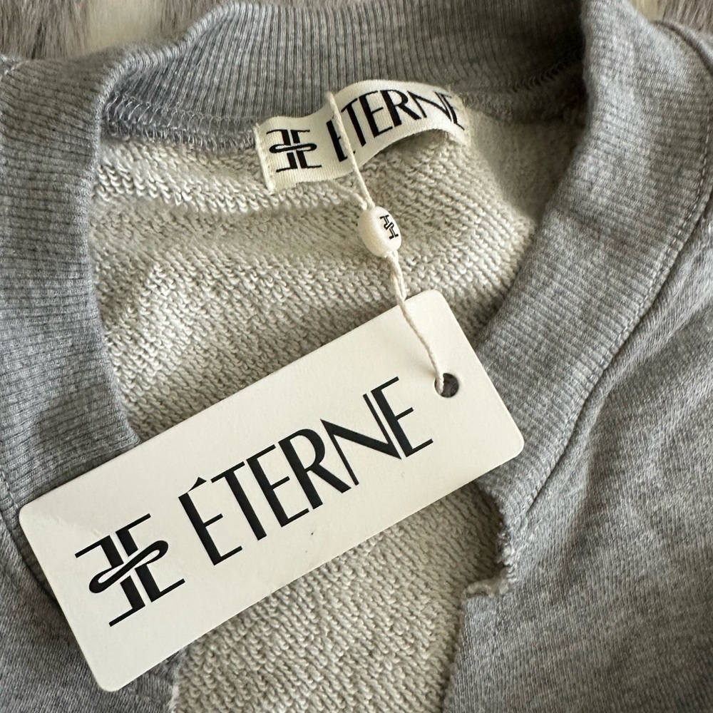 Eterne Gray Cropped Raw-Hem Sweatshirt - Picture 6 of 7